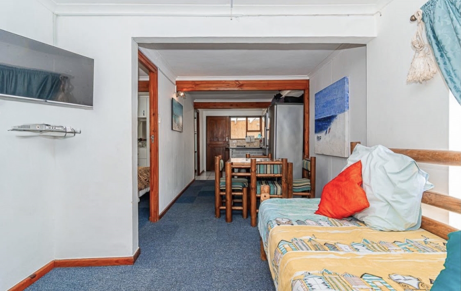 7 Bedroom Property for Sale in Kleinbaai Western Cape
